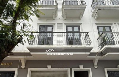 Bán Shophouse giá cực chất 7 tỷ xxx. DT 75m2 tại Vincom Shophouse Cao Lãnh, Đồng Tháp